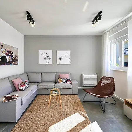 בית נופש Lumaka Sun שיבניק