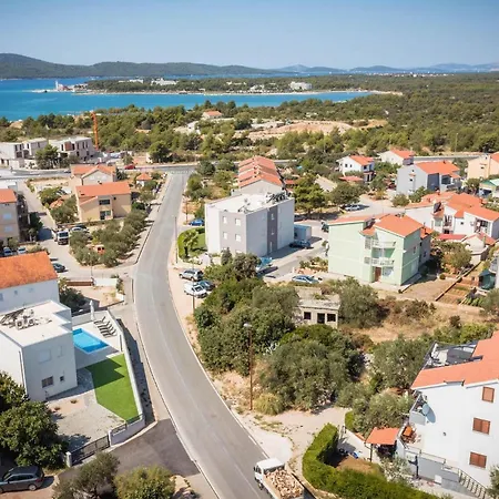 Lumaka Sun Holiday home Sibenik