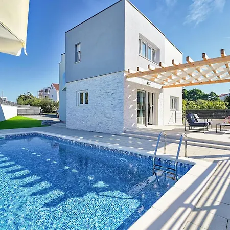 Holiday home Lumaka Sun Sibenik