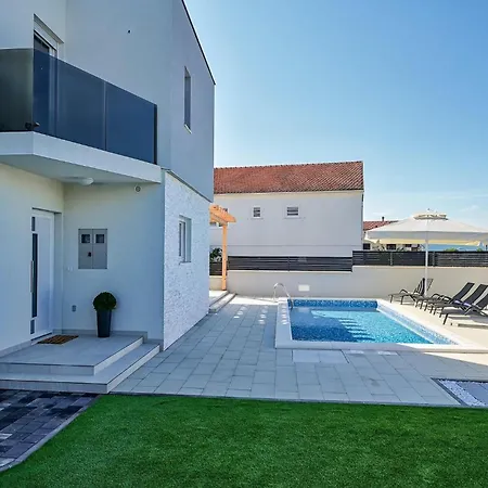 Holiday home Lumaka Sun Sibenik